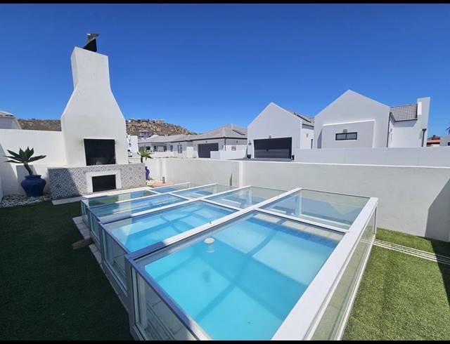 3 BEDROOM HOUSE FOR SALE IN SANDY POINT